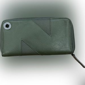 Green nautica wallet
